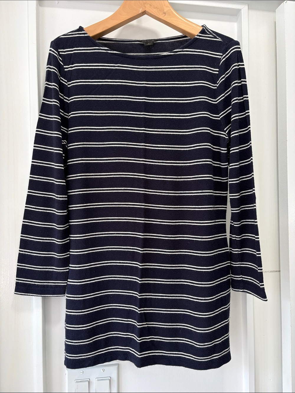 Ann Taylor Navy Blue & White Striped 3/4 Sleeve Boatneck T-Shirt Knit Top Size S